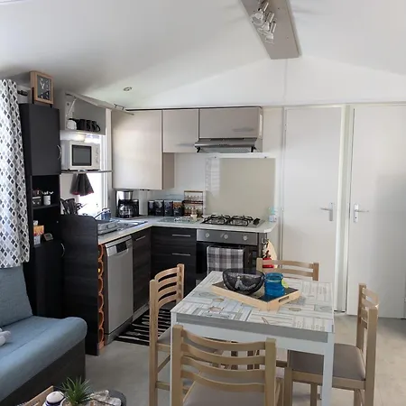 Camping Mobil Climatise 3 Jean De Monts *